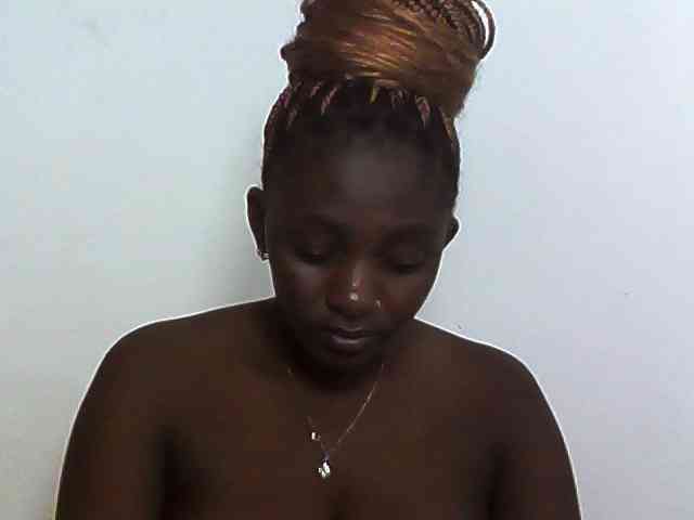 Sexydolly3 webcam