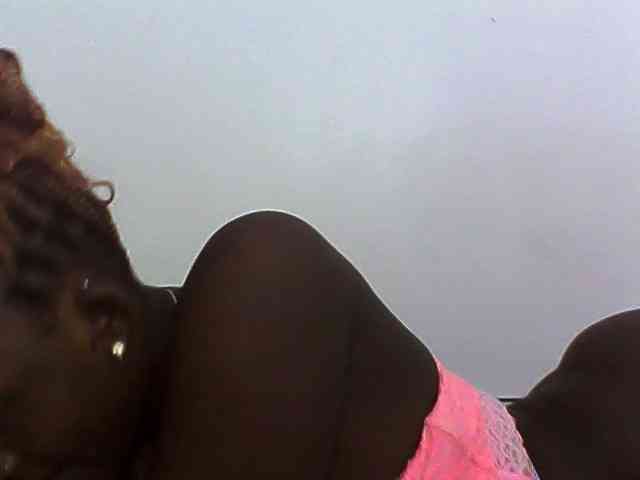Sexydolly3 webcam