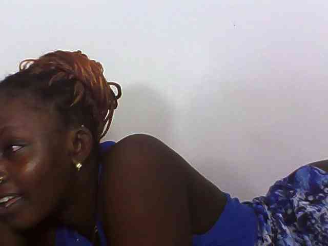 Sexydolly3 webcam