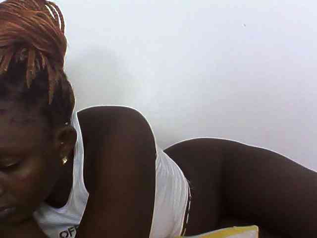 Sexydolly3 webcam