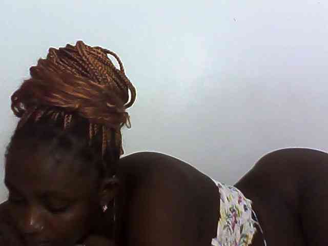 Sexydolly3 webcam