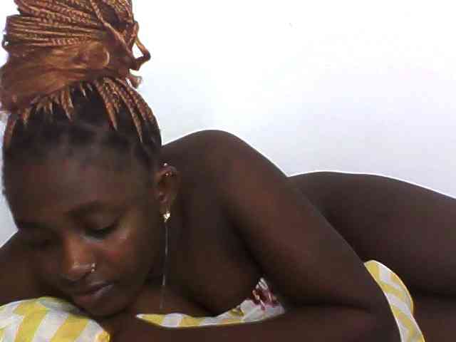 Sexydolly3 webcam