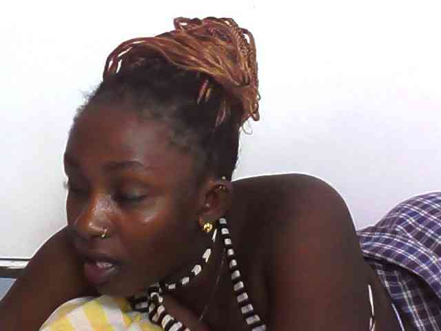 Sexydolly3 webcam