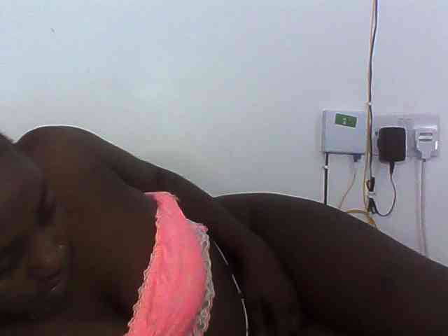 Sexydolly3 webcam