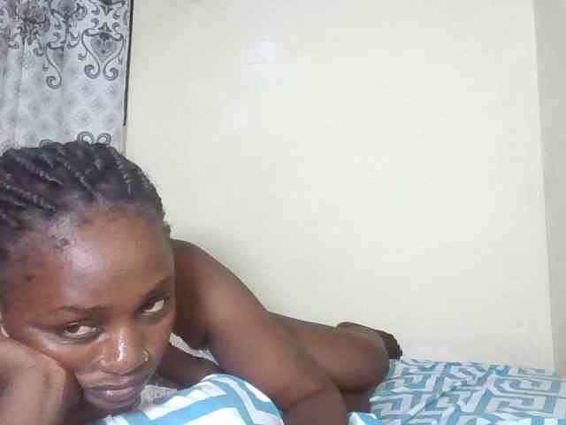 Sexydolly3 Live Webcam on BongaCams