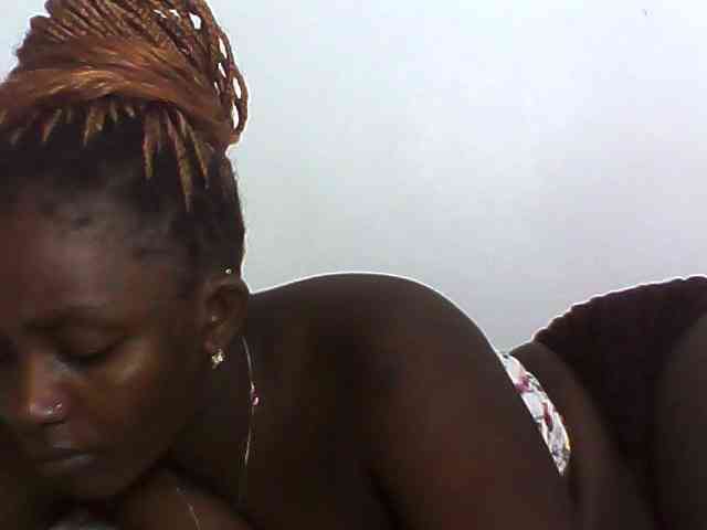 Sexydolly3 webcam