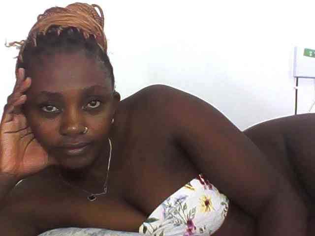 Sexydolly3 webcam