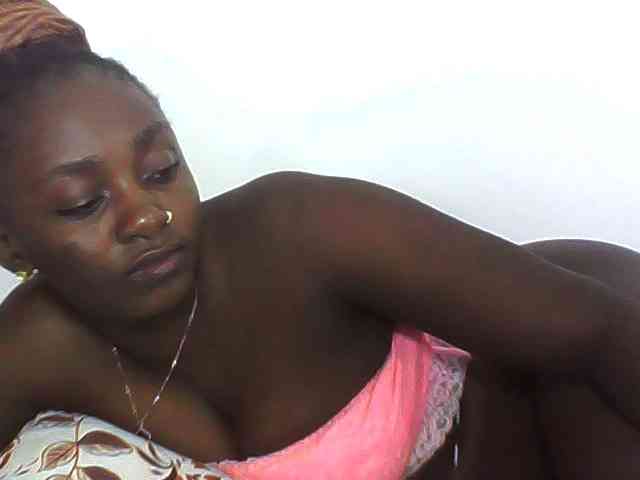 Sexydolly3 webcam