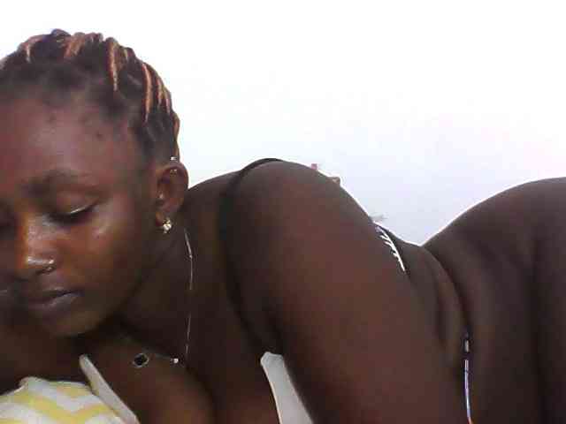 Sexydolly3 webcam