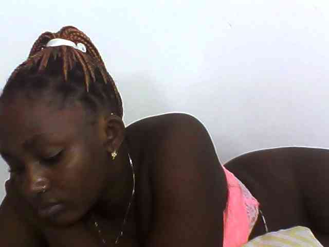 Sexydolly3 webcam