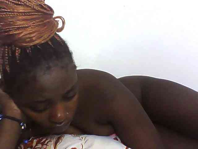 Sexydolly3 webcam