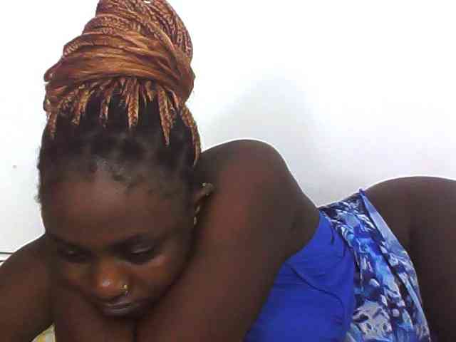 Sexydolly3 webcam