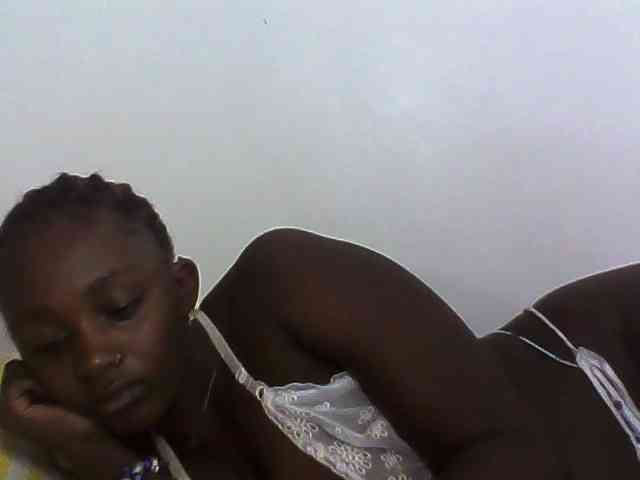 Sexydolly3 webcam