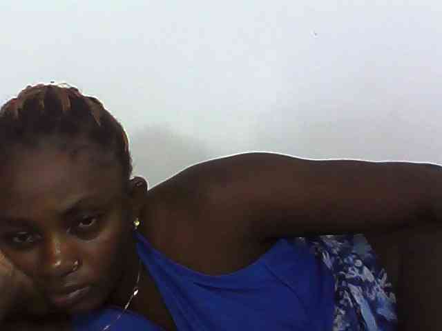 Sexydolly3 webcam