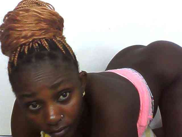 Sexydolly3 webcam