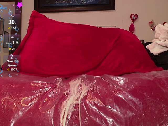 queensquirtluna's BongaCams show and profile