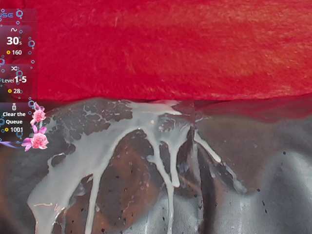 queensquirtluna's BongaCams show and profile