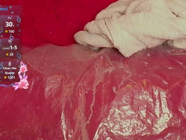 queensquirtluna's BongaCams show and profile