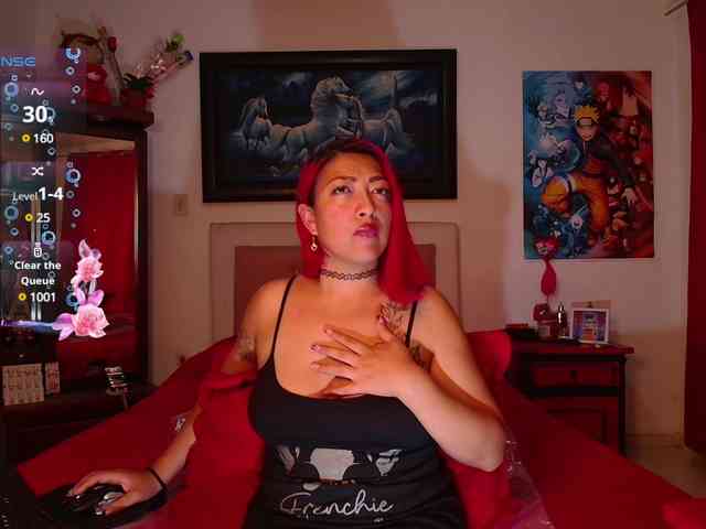 queensquirtluna webcam