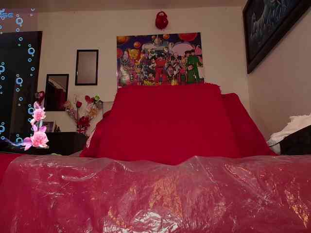 queensquirtluna webcam