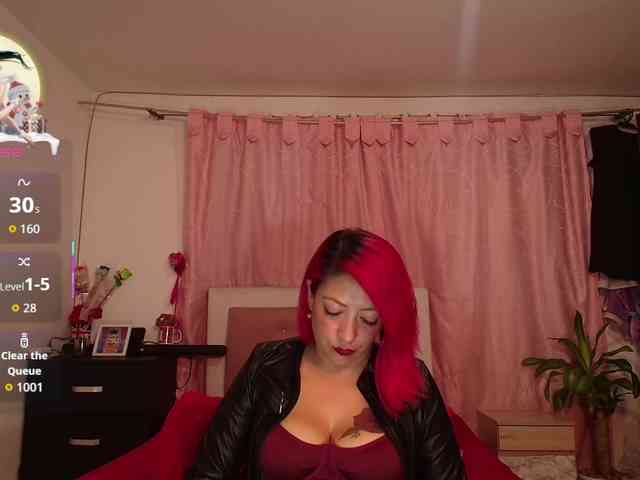 queensquirtluna webcam