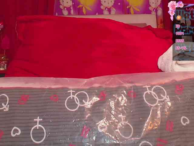 queensquirtluna webcam