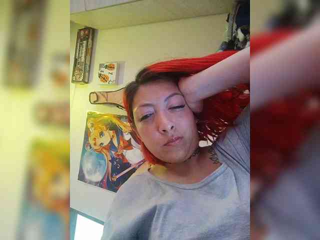 queensquirtluna webcam