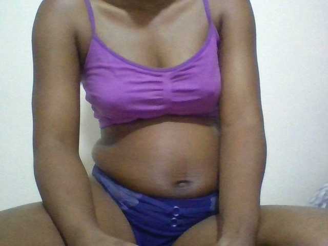 hotdreamteen's BongaCams show and profile