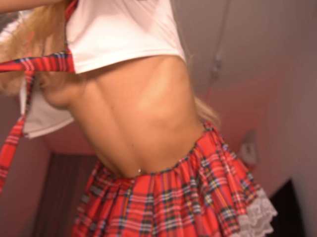 adria-lux's BongaCams show and profile