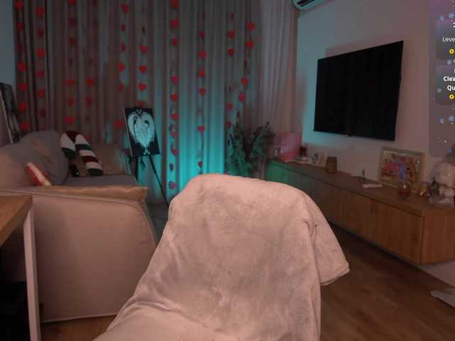 adria-lux's BongaCams show and profile