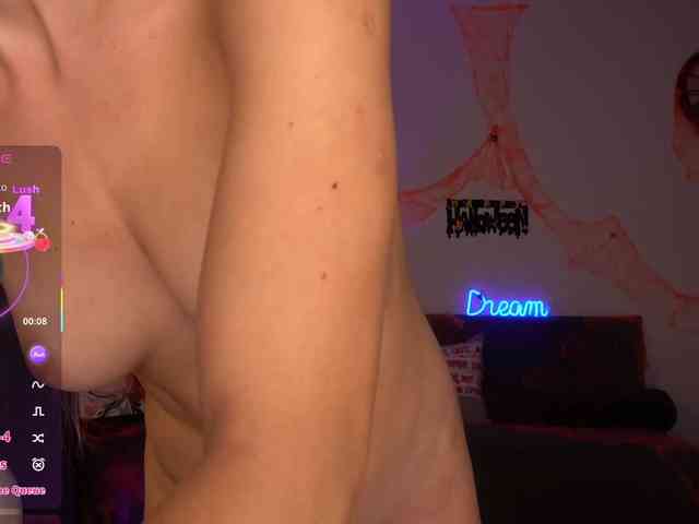 Adalin_Moore webcam