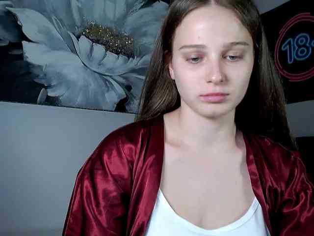 Caraline webcam