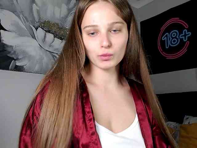 Caraline webcam