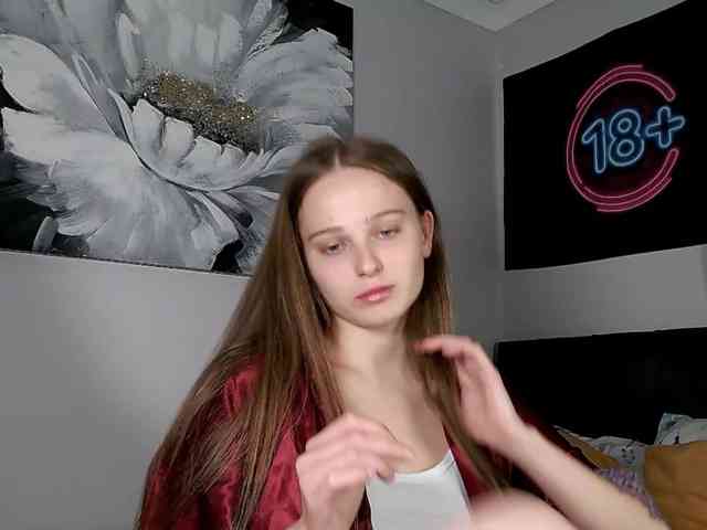 Caraline webcam