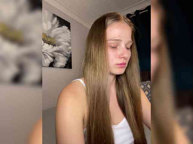 Caraline webcam