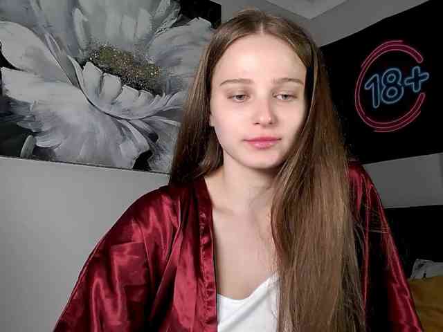 Caraline webcam
