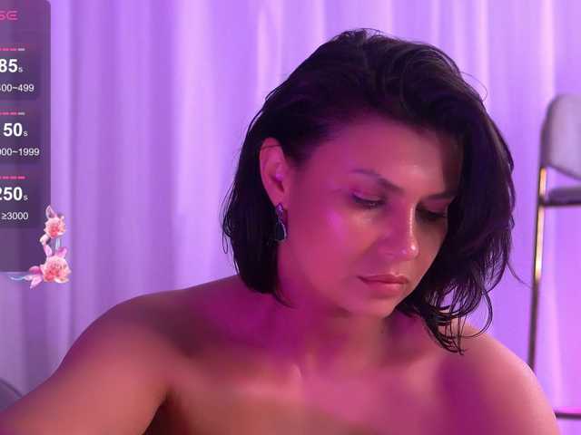 AnaisLeblanc's BongaCams show and profile