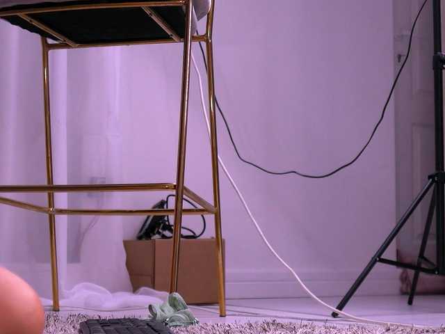 AnaisLeblanc's BongaCams show and profile