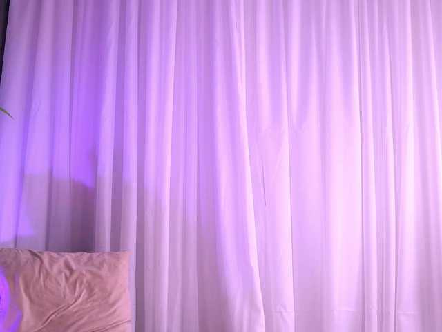 AnaisLeblanc's BongaCams show and profile