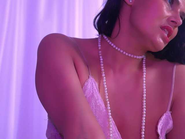 AnaisLeblanc's BongaCams show and profile