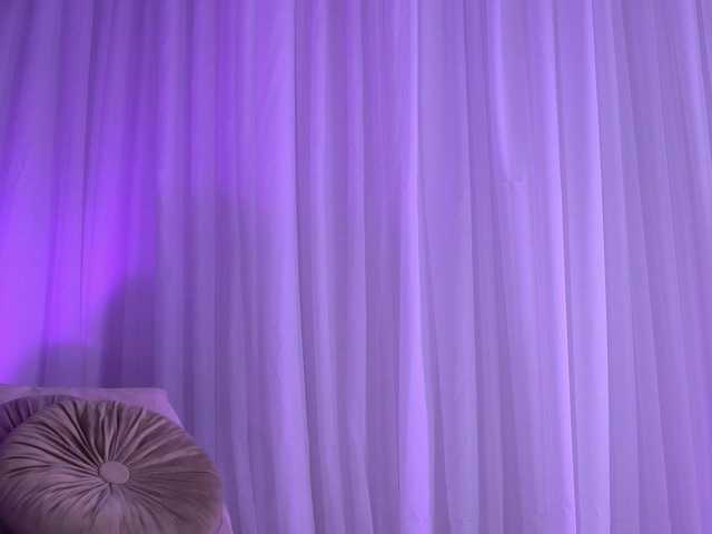 AnaisLeblanc's BongaCams show and profile