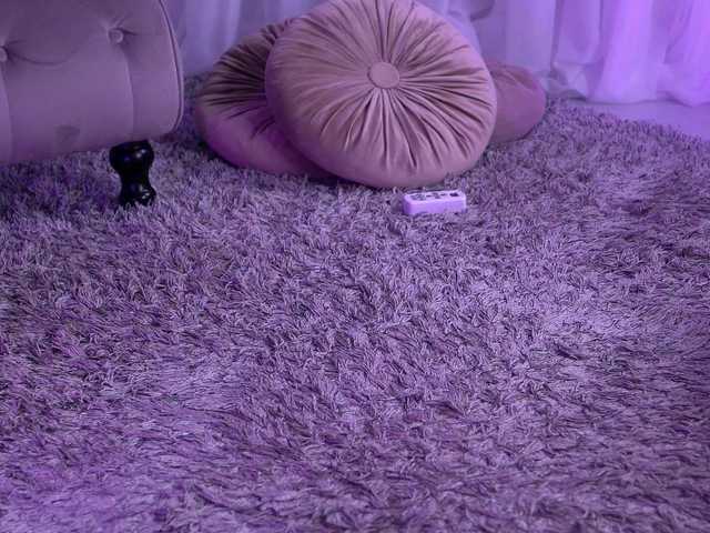 AnaisLeblanc's BongaCams show and profile