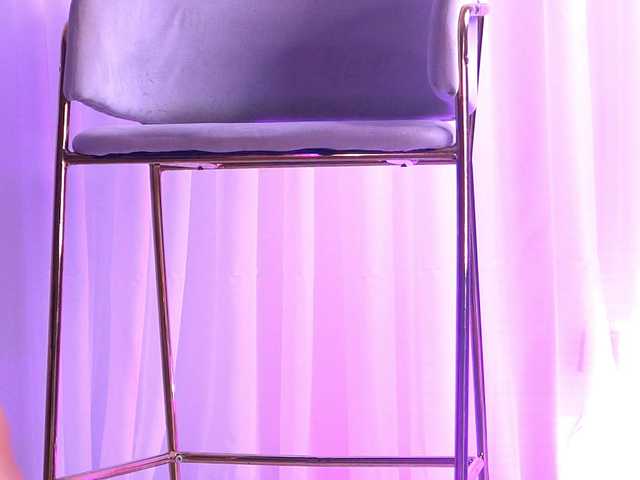 AnaisLeblanc's BongaCams show and profile