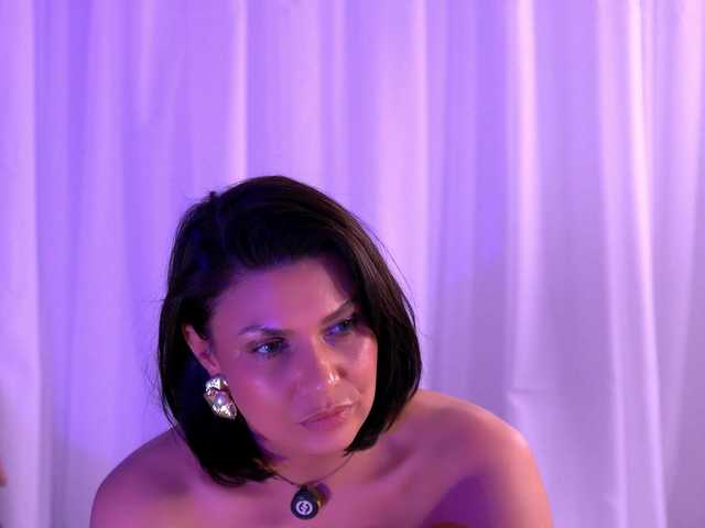 AnaisLeblanc's BongaCams show and profile