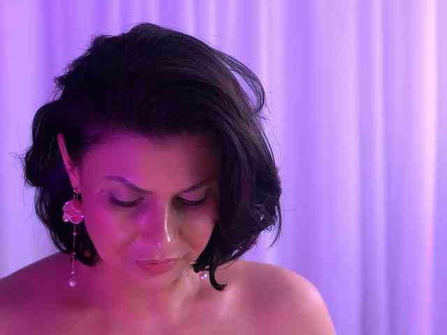 AnaisLeblanc Live Webcam on BongaCams