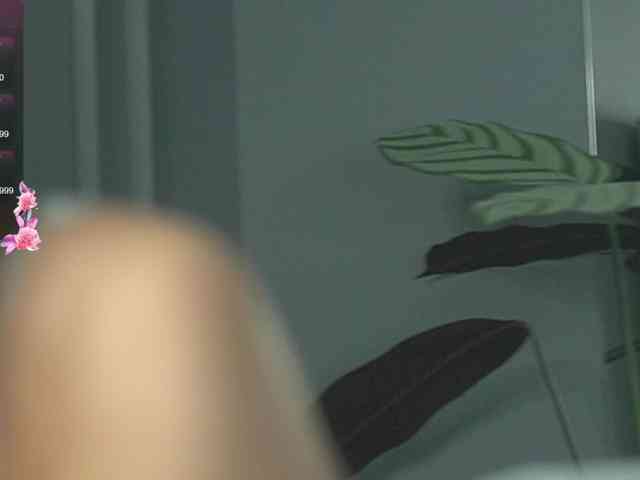 AnaisLeblanc webcam
