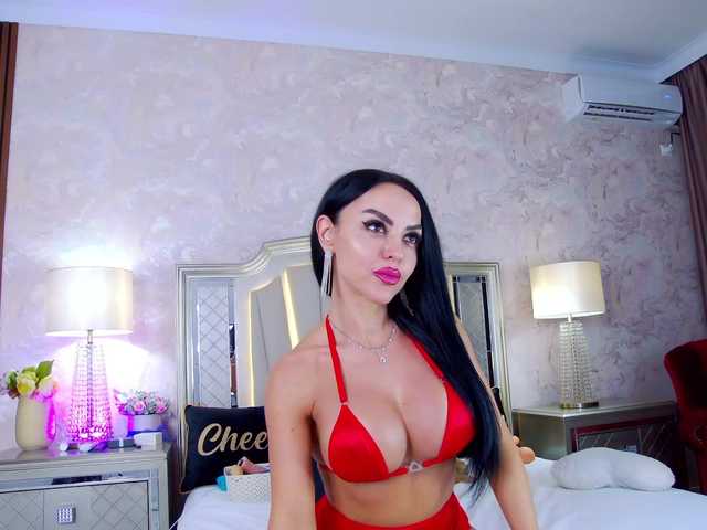 Issadorra's BongaCams show and profile