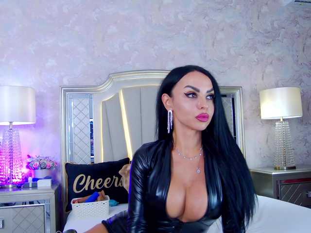 Issadorra from BongaCams is Freechat