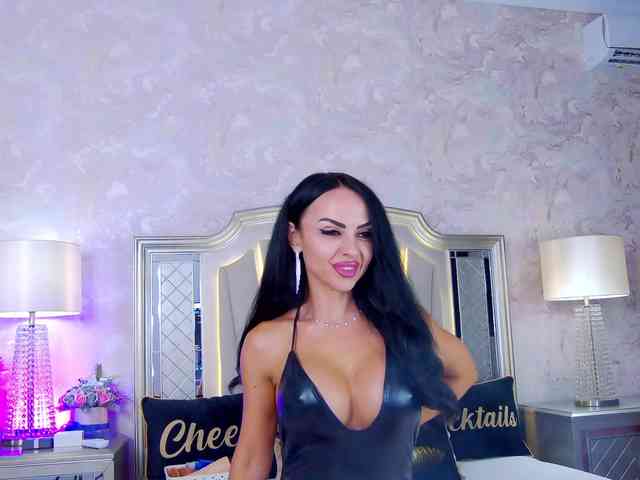 webcam hot Issadorra