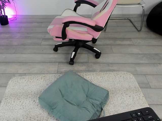 Sex chat gratuit in direct cu SinWithAmy pe BongaCams